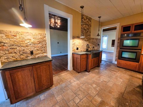 Tiny photo for 102 W 3rd Street, Flora, IL 62839 (MLS # 12604728)