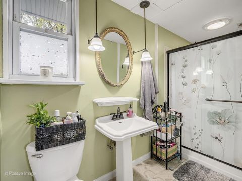 Tiny photo for 24 N Kensington Avenue, La Grange, IL 60525 (MLS # 12621642)