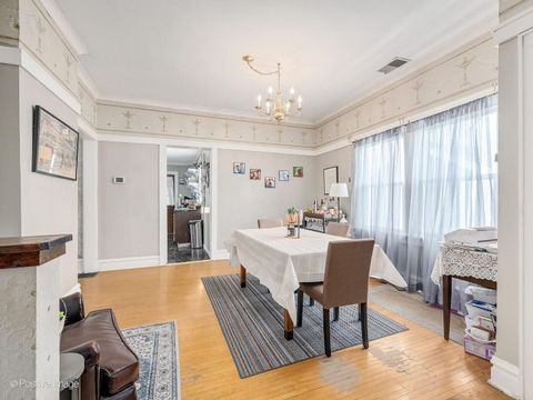 Tiny photo for 24 N Kensington Avenue, La Grange, IL 60525 (MLS # 12621642)