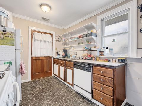 Tiny photo for 24 N Kensington Avenue, La Grange, IL 60525 (MLS # 12621642)