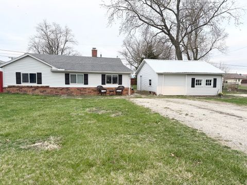 303 Orr Avenue Pekin IL 61554