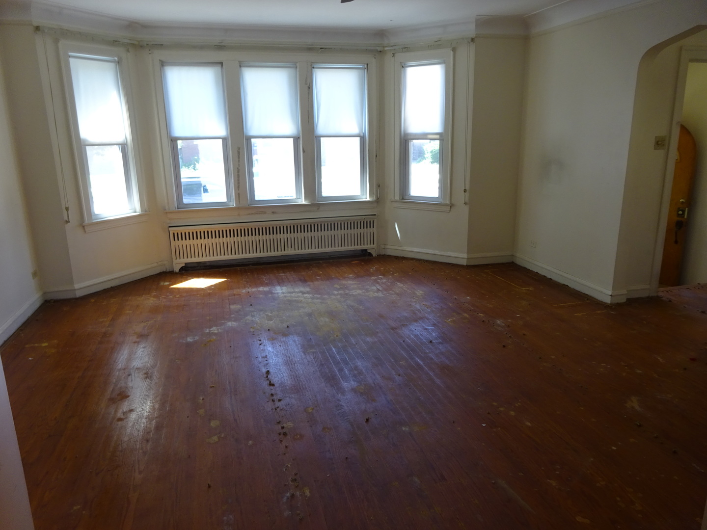5624 W Pensacola Avenue