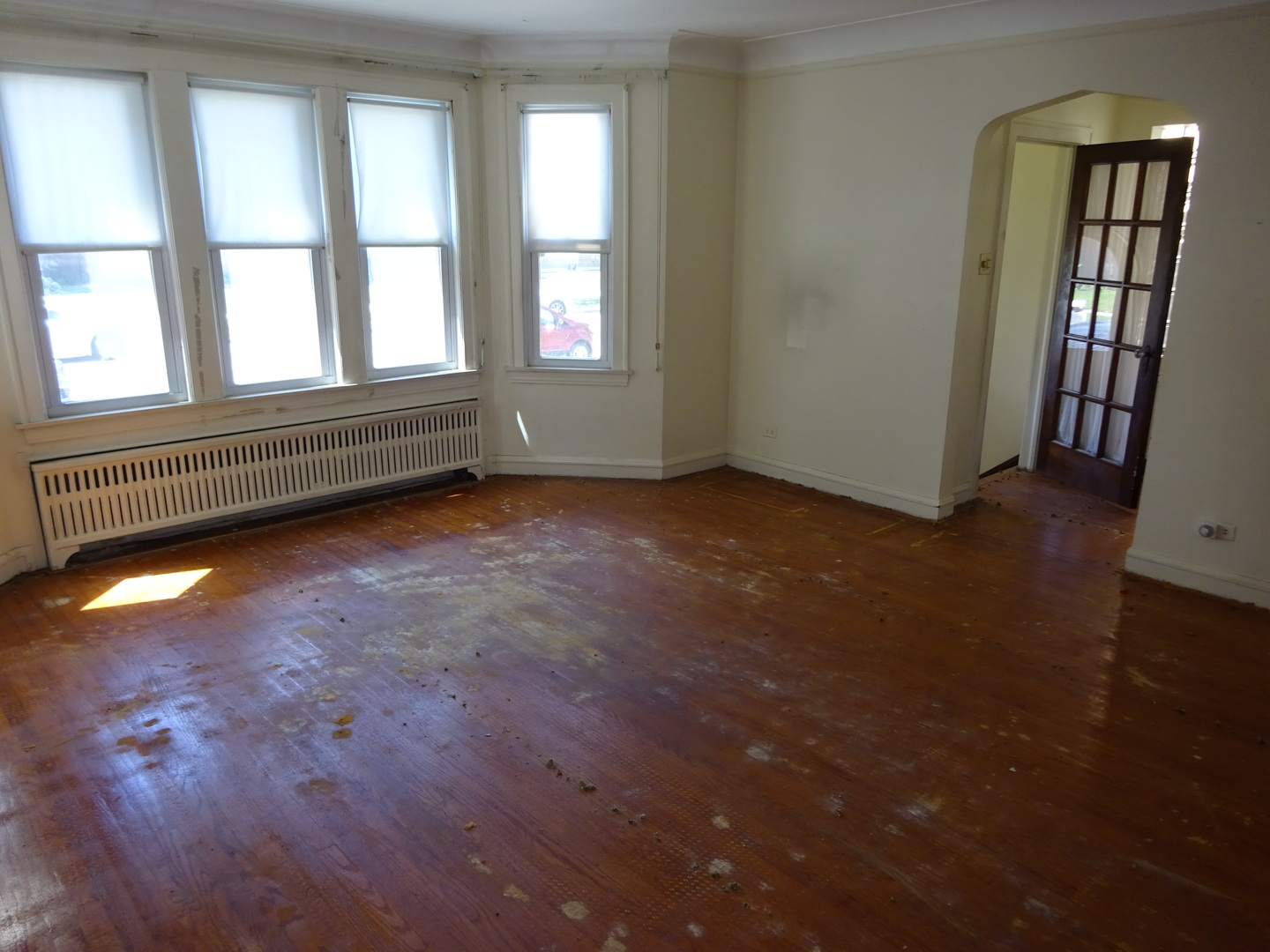 5624 W Pensacola Avenue