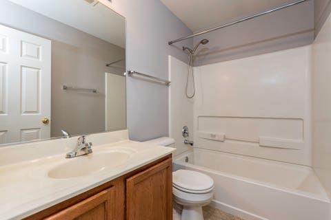 Tiny photo for 1927 Freedom Court #40-1, Zion, IL 60099 (MLS # 12715848)
