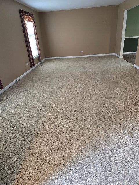 Tiny photo for 827 S McKinley Avenue, Kankakee, IL 60901 (MLS # 12490571)