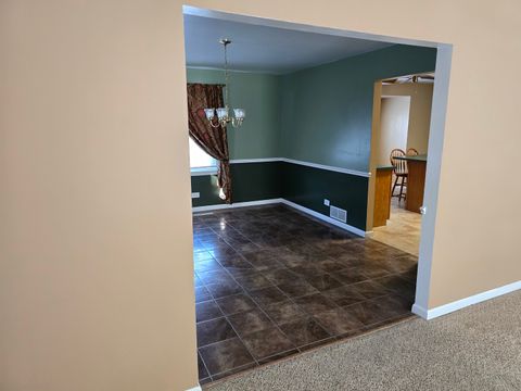 Tiny photo for 827 S McKinley Avenue, Kankakee, IL 60901 (MLS # 12490571)