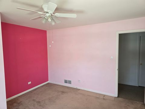 Tiny photo for 827 S McKinley Avenue, Kankakee, IL 60901 (MLS # 12490571)