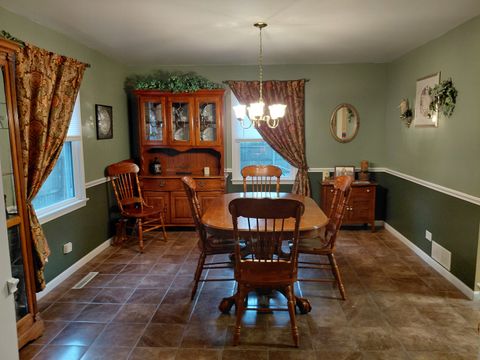 Tiny photo for 827 S McKinley Avenue, Kankakee, IL 60901 (MLS # 12490571)