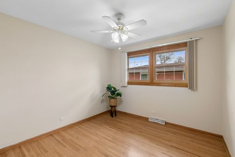 Tiny photo for 8557 W 144th Place, Orland Park, IL 60462 (MLS # 12624234)