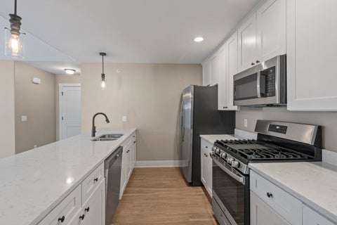 Tiny photo for 2926 Shanes Way #2926, Bettendorf, IA 52722 (MLS # 12712169)