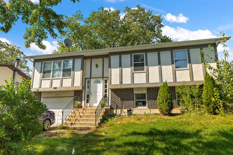 Photo of 22544 Imperial Drive, Richton Park, IL 60471 (MLS # 12488405) Photo of 22544 Imperial Drive, Richton Park, IL 60471 (MLS # 12488405)