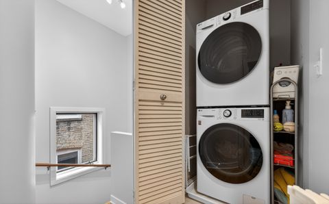 Tiny photo for 1455 N Maplewood Avenue #2E, Chicago, IL 60622 (MLS # 12629081)