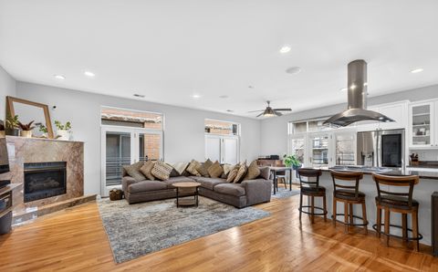 Tiny photo for 1455 N Maplewood Avenue #2E, Chicago, IL 60622 (MLS # 12629081)