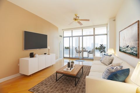 Tiny photo for 1335 S Prairie Avenue #1609, Chicago, IL 60605 (MLS # 12529684)