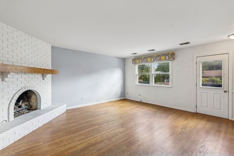 Tiny photo for 133 Coral Lane, Wheeling, IL 60090 (MLS # 12495319)