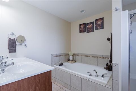 Tiny photo for 2511 Grey Fox Trail, Bloomington, IL 61705 (MLS # 12603257)