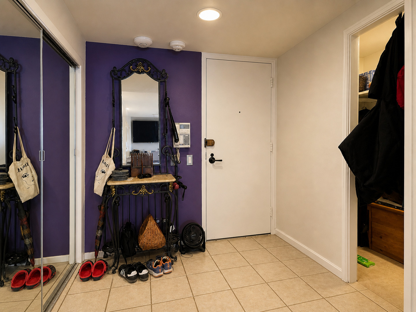 175 E DELAWARE Place 5604
