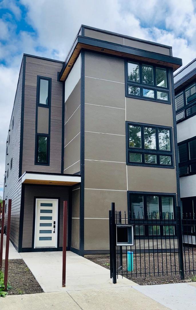 155 N La Crosse Avenue