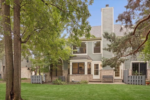 Tiny photo for 11458 Ashley Woods Drive, Westchester, IL 60154 (MLS # 12777423)