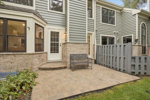 Tiny photo for 11458 Ashley Woods Drive, Westchester, IL 60154 (MLS # 12777423)