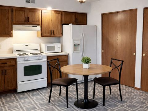 Tiny photo for 1510 N ROCK RUN Drive #2A, Crest Hill, IL 60435 (MLS # 12542705)