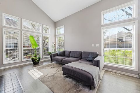 Tiny photo for 187 Benton Lane, Bloomingdale, IL 60108 (MLS # 12627553)