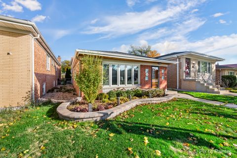 Photo of 5737 N Oketo Avenue, Chicago, IL 60631 (MLS # 12514790)