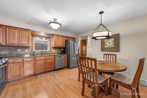 Tiny photo for 5737 N Oketo Avenue, Chicago, IL 60631 (MLS # 12514790)