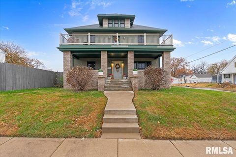 Tiny photo for 302 9TH Street, Silvis, IL 61282 (MLS # QC4269508)