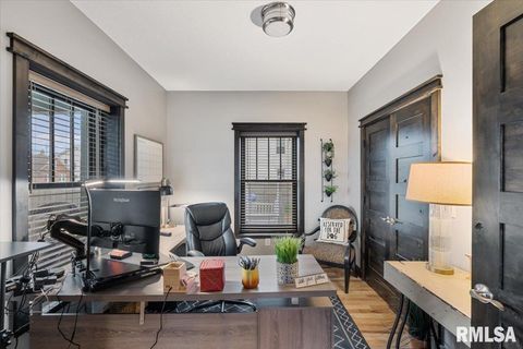 Tiny photo for 302 9TH Street, Silvis, IL 61282 (MLS # QC4269508)