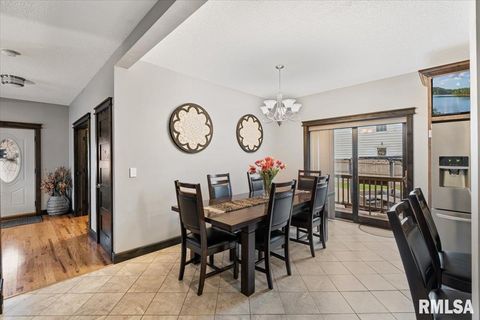 Tiny photo for 302 9TH Street, Silvis, IL 61282 (MLS # QC4269508)