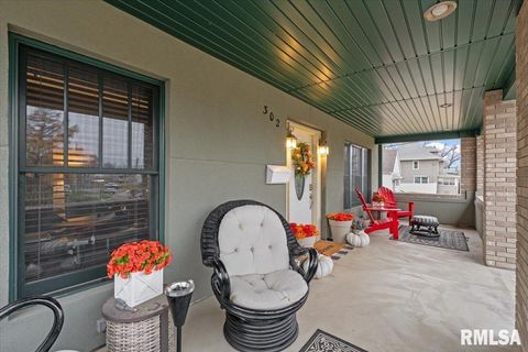 Tiny photo for 302 9TH Street, Silvis, IL 61282 (MLS # QC4269508)