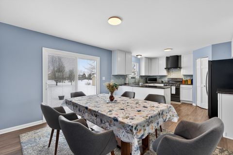 Tiny photo for 2535 Bauer Road, North Aurora, IL 60542 (MLS # 12526469)