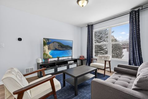 Tiny photo for 2535 Bauer Road, North Aurora, IL 60542 (MLS # 12526469)