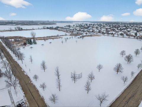 Tiny photo for 2535 Bauer Road, North Aurora, IL 60542 (MLS # 12526469)