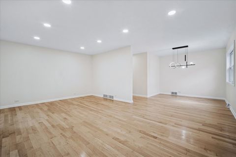 Tiny photo for Highland Park, IL 60035 (MLS # 12524849)