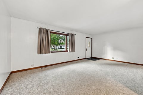 Tiny photo for 145 Shawnee Drive, Carol Stream, IL 60188 (MLS # 12787320)