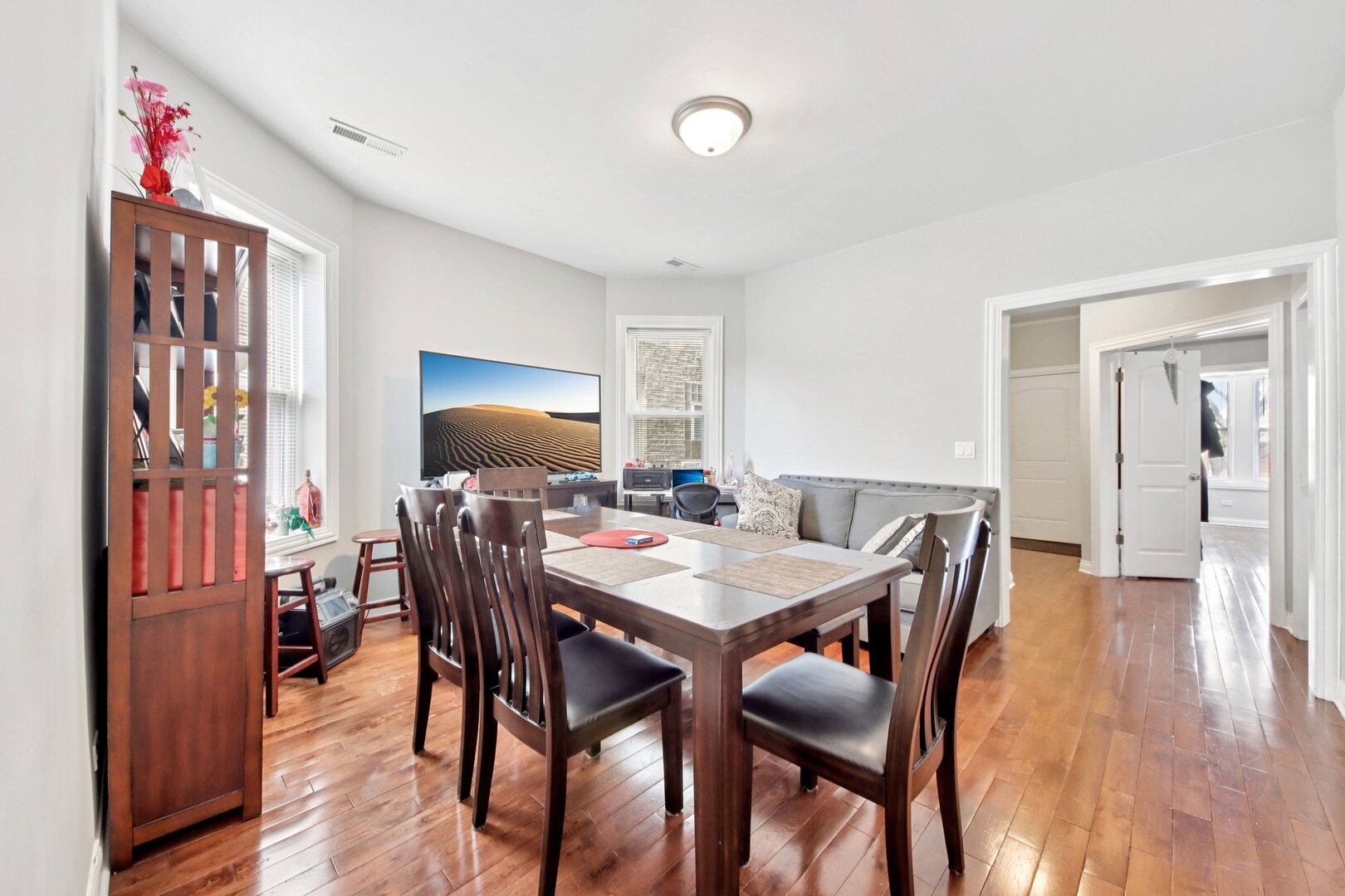 5309 W Henderson Street