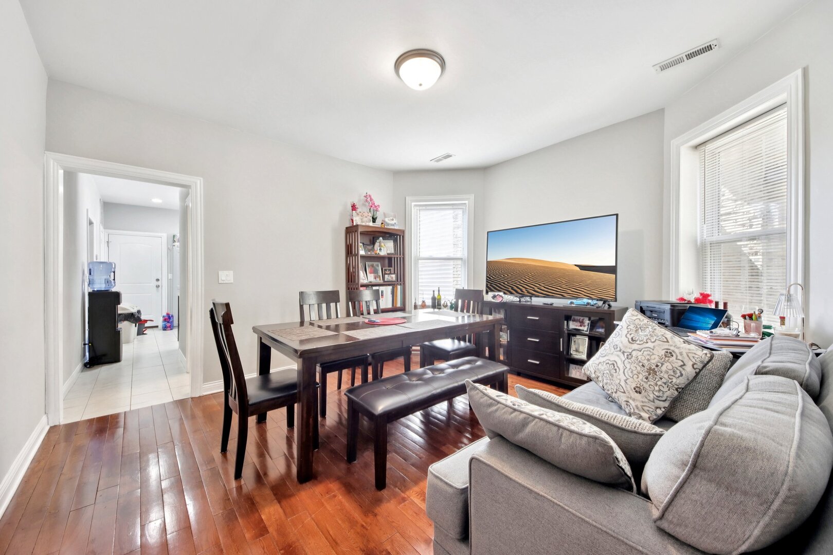 5309 W Henderson Street