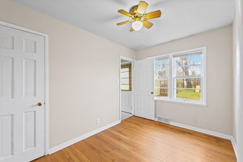 Tiny photo for 911 S New Street, Champaign, IL 61820 (MLS # 12622150)