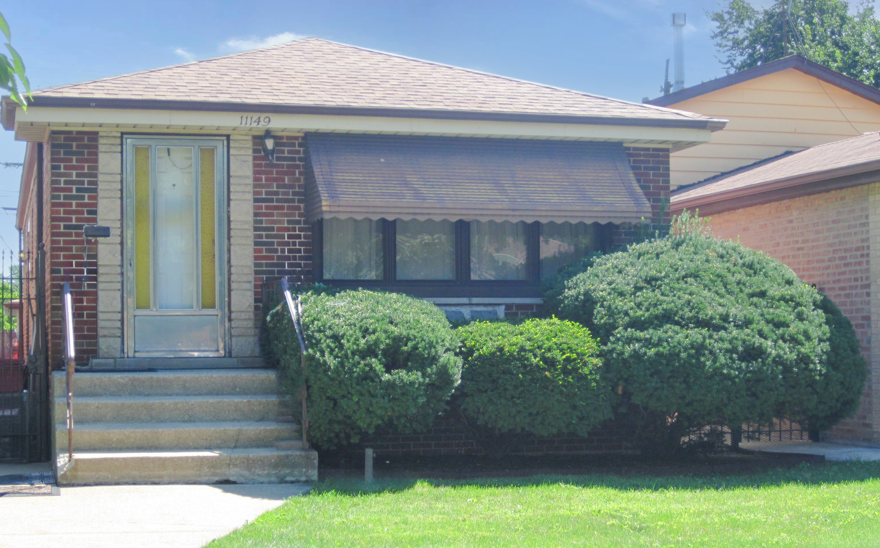 11149 S Green Bay Avenue