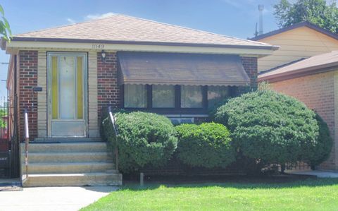 Photo of 11149 S Green Bay Avenue, Chicago, IL 60617 (MLS # 12532984)