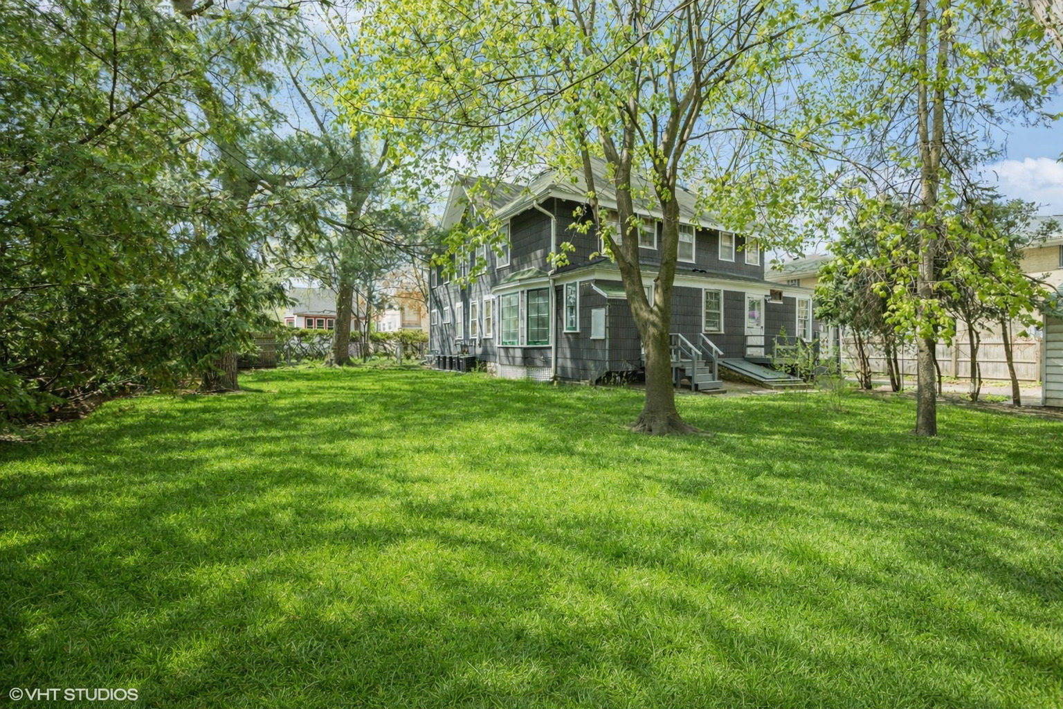 78 Pine Avenue