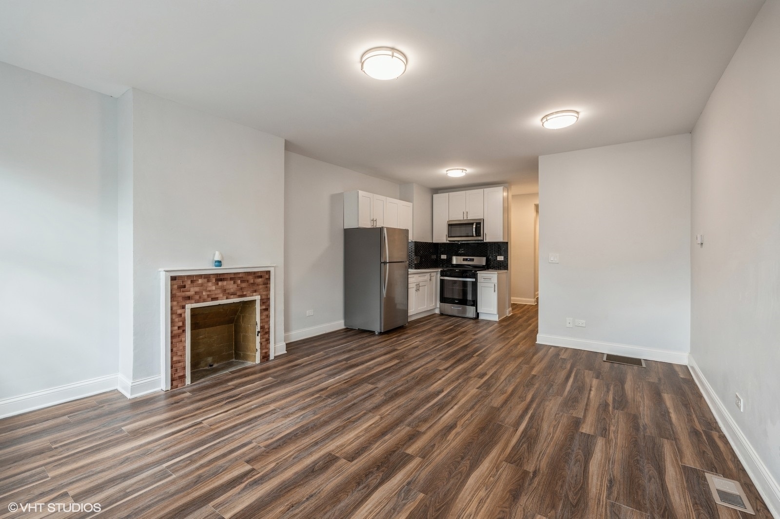 78 Pine Avenue