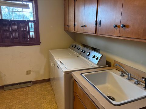 Tiny photo for 1740 Frazier Avenue, Centralia, IL 62801 (MLS # 12589005)