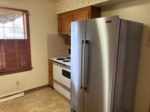 Tiny photo for 1740 Frazier Avenue, Centralia, IL 62801 (MLS # 12589005)