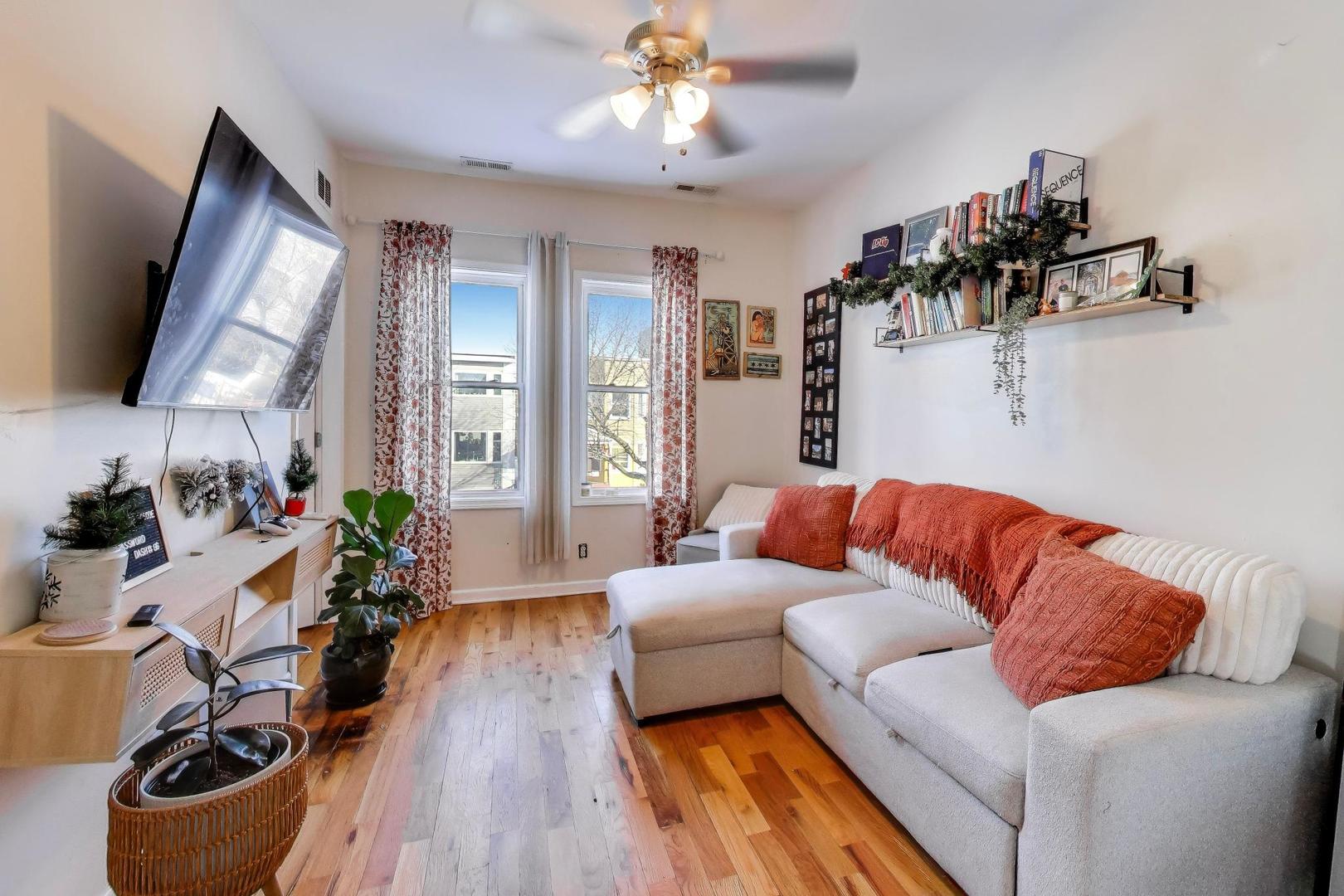 1620 N SPAULDING Avenue