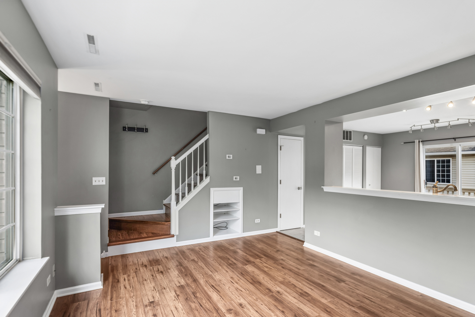 49 S Treehouse Lane 49