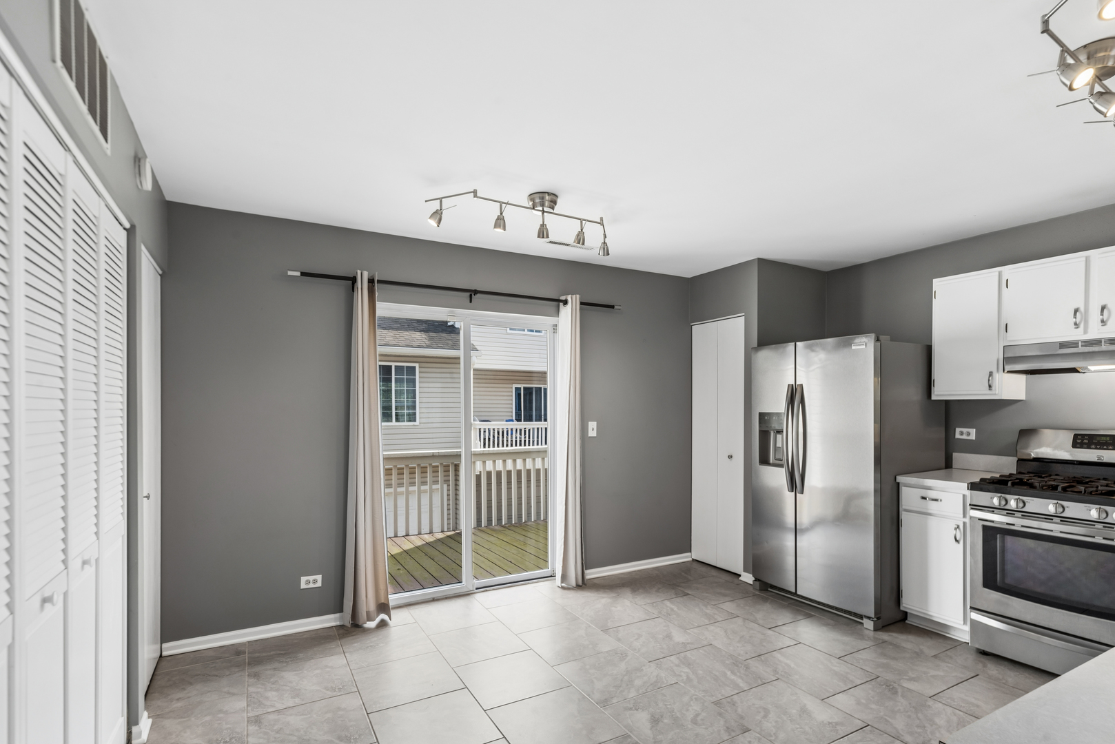 49 S Treehouse Lane 49
