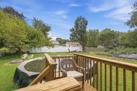 Tiny photo for 1807 Elmwood Drive, Lindenhurst, IL 60046 (MLS # 12768160)